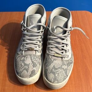 Air Jordan Westbrooks men’s Gray Athletic Shoes size 10.5